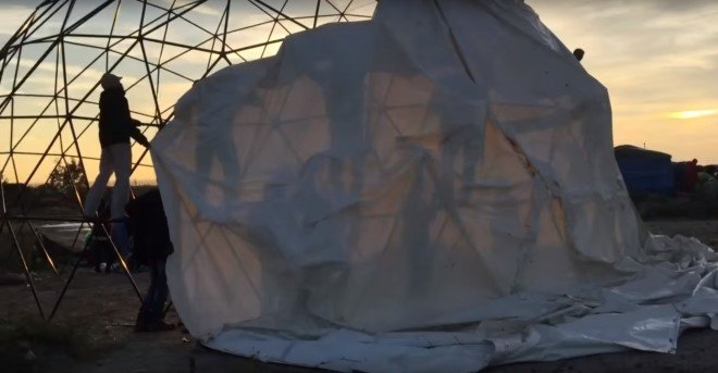 Calais refugee camp, Calais Jungle, Good Chance Theatre, geodesic dome, social design, social responsibility, ghetto, cultural venues, migrants, migrant camp, France, communal spaces