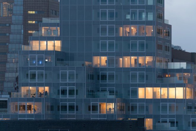 Timmerhuis, BREEAM, BREEAM level of excellence, OMA, Timmerhuis by OMA, Rotterdam, Rotterdam city hall, modular building, mixed use building, mixed use architecture, modular architecture, most sustainable building in Netherlands, the Netherlands, building climate system, triple glazed curtain wall, translucent insulation