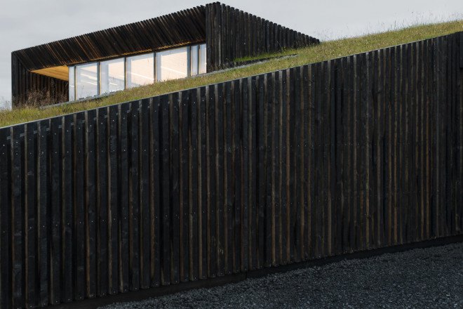 green roof, green architecture, vacation cottage, cottage, PK Arkitektar, geothermal energy, Iceland, underground architecture, concrete, low maintenance