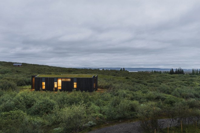 green roof, green architecture, vacation cottage, cottage, PK Arkitektar, geothermal energy, Iceland, underground architecture, concrete, low maintenance