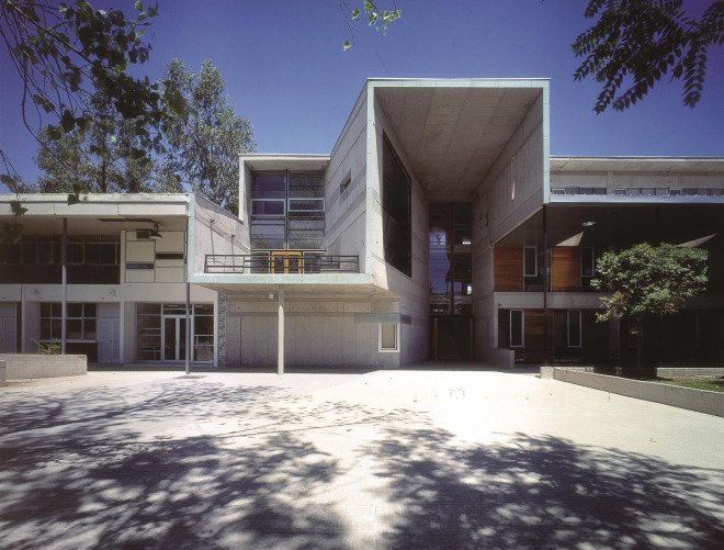 Alejandro Aravena, ELEMENTAL, 2016 Pritzker Prize, Pritzker Prize, Alejandro Aravena Pritzker laureate, 41st Priztker Prize laureate, Priztker Prize laureate, social housing, post-disaster architecture, socially engaged architecture, Constitución Seaside Promenade, Quinta Monroy Housing, UC Innovation Center, Siamese Towers, Bicentennial Childrens Park, Universidad Católica de Chile Medical School, St. Edward’s University, Constitución Cultural Center, Novartis Office Building, Post-Tsunami Sustainable Reconstruction Plan of Constitución