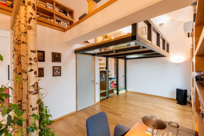 loft bedroom, in situ, ion popusoi, bucharest loft, bucharest architecture, loft architecture, loft design, modern loft, glass flooring, skylight