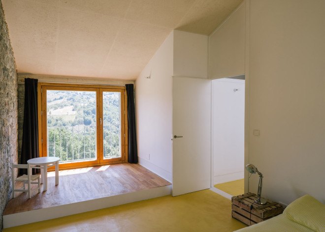 PYO Arquitectos, Casa Tmolo, Casa Tmolo by PYO Arquitectos, renovation, farmhouse turned home, farmhouse renovation, stable renovation, Asturias architecture, locally sourced stone, stable doors,