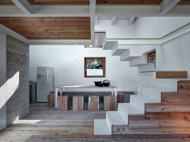 Alfredo Vanotti, Casa VI, architecture Italy, mountain cabin, stone house, natural light, locally sourced materials, traditional techniques, skylights, solar design, green architecture