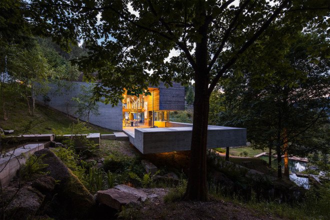 Gerês House, Carvalho Araújo, Portugal, green architecture, concrete house, timber facade, swimming pool, wooden mezzanine, natural light