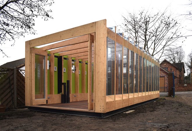 Greenhouse That Grows Legs, Greenhouse That Grows Legs by BAT Studio, BAT studio, flood defense architecture, flood resistant architecture, hydraulic lift architecture, protect architecture from flood, River Thames architecture, glue laminated timber, greenhouse, Between Art and Technology Studio