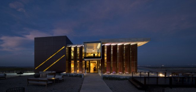 luxury resort, wine resort, Hotel Casa de Uco, Alberto Tonconogy y Asociados, lightweight, natural light, mulit-use spaces, green hotel, minimalist design, winery, Argentina