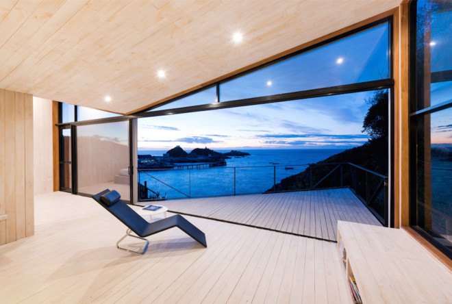 SIPS, clerestory window, panoramic views, Joannon Arquitectos, IA House, IA House by Joannon Arquitectos, Quintay, low-e glass, glazed walls, full-height glazing, Chilean architecture
