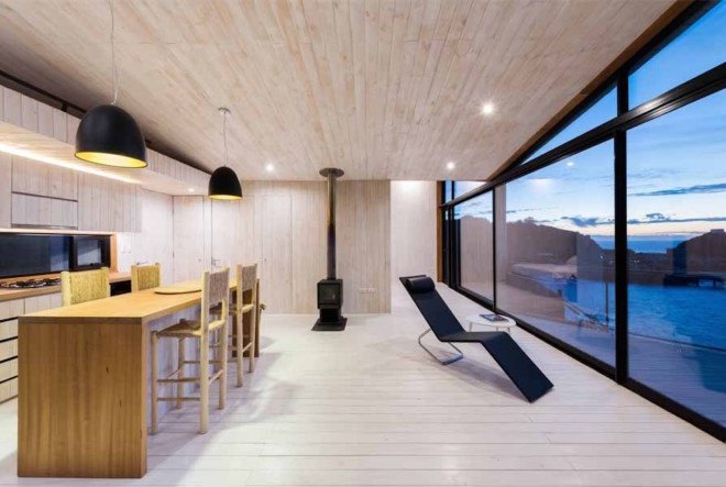 SIPS, clerestory window, panoramic views, Joannon Arquitectos, IA House, IA House by Joannon Arquitectos, Quintay, low-e glass, glazed walls, full-height glazing, Chilean architecture