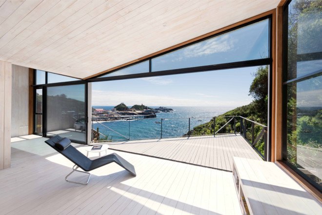 SIPS, clerestory window, panoramic views, Joannon Arquitectos, IA House, IA House by Joannon Arquitectos, Quintay, low-e glass, glazed walls, full-height glazing, Chilean architecture