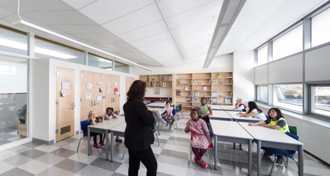 P.S. 62, Staten Island, Roger Duffy, SOM, P.S. 62 by SOM, Kathleen Grimm School of Leadership and Sustainability, Kathleen Grimm School of Leadership and Sustainability by SOM, net-zero energy, net-zero school, net-zero school NYC, net-zero elementary school, NYC first net zero school, NYC School Construction Authority, solar panels, geothermal energy, wind turbine,