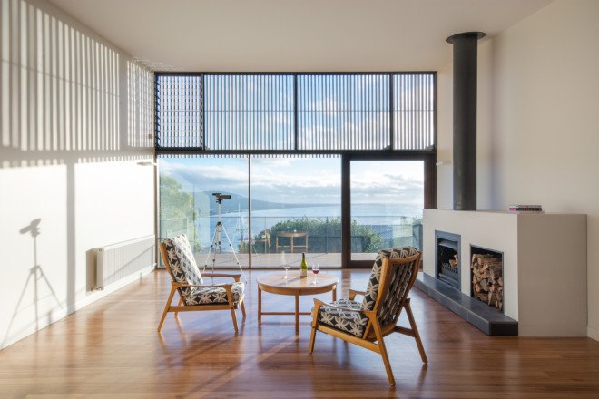 ola studio, willow beach house, beach house, australian architecture, australian beach house, solar panels, rainwater collection, eco-friendly beach house, green house, oceanfront home
