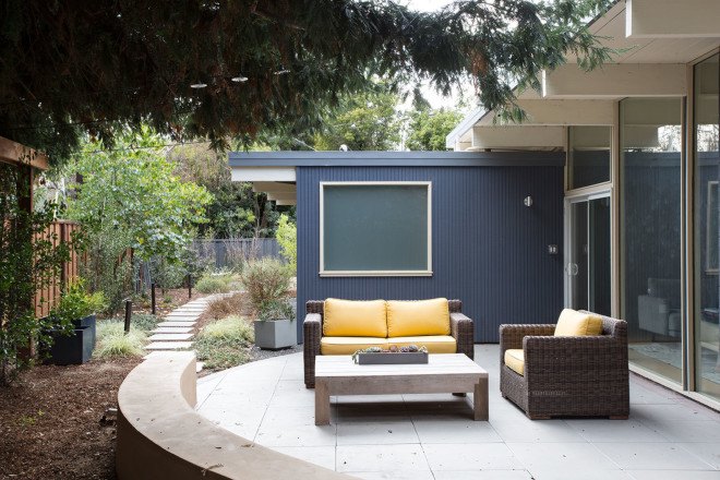 Klopf Architecture, Eichler homes, green renovation, green architecture, glass facade, outdoor pation, Palo Alto, California architecture, sliding doors, natural lighting