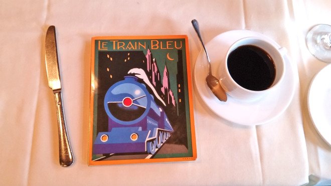 le train bleu, hidden bloomingdales restaurant, secret restaurant in bloomingdales, bloomingdales train restaurant, train restaurant, train restaurant nyc, train car restaurant, where to eat nyc, secret restaurants