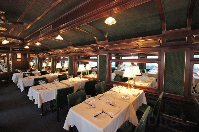 le train bleu, hidden bloomingdales restaurant, secret restaurant in bloomingdales, bloomingdales train restaurant, train restaurant, train restaurant nyc, train car restaurant, where to eat nyc, secret restaurants