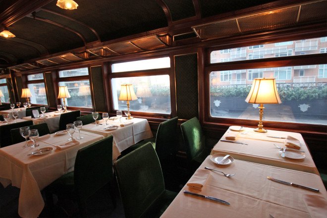 le train bleu, hidden bloomingdales restaurant, secret restaurant in bloomingdales, bloomingdales train restaurant, train restaurant, train restaurant nyc, train car restaurant, where to eat nyc, secret restaurants