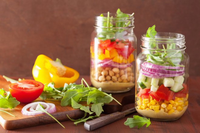 plant based diet, how to transition to a plant based diet, best plant based foods, plant based transition, plant based, vegan, vegetarian, veganuary, portable meals, whole grains, healthy fats, legumes, healthy eating