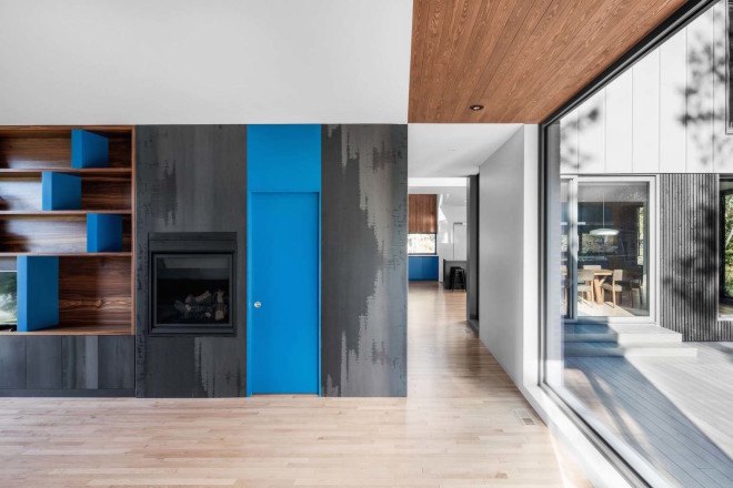 Naturehumaine, Residence au Bic, Residence au Bic by Naturehumaine, natural light, Quebec, extension, home transformation, contemporary architecture, contemporary house, double height space