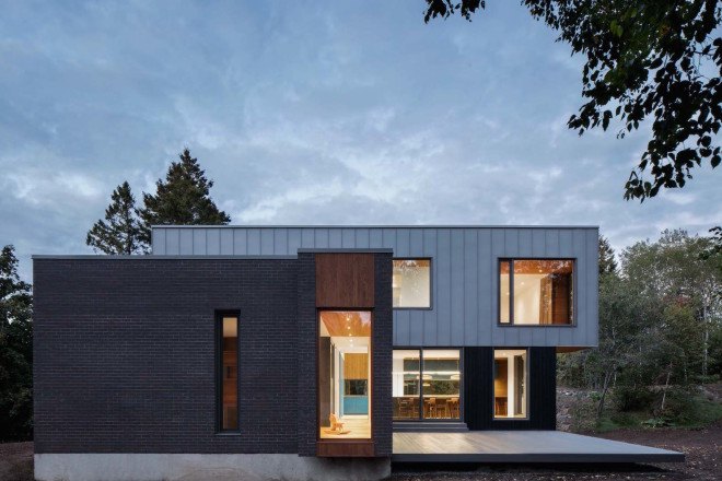 Naturehumaine, Residence au Bic, Residence au Bic by Naturehumaine, natural light, Quebec, extension, home transformation, contemporary architecture, contemporary house, double height space