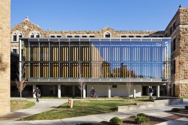 LEED Platinum, Forum, The Forum by Studio 804, Studio 804, LEDs, water reclamation, recycled materials, living wall, University of Kansas School of Architecture, architecture student project, design build, motorized dampers, louvers, sun tracking, rooftop weather station, solar panels, jury room