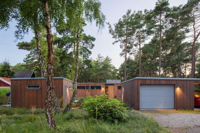 Villa Ljung, Villa Ljung by Johan Sundberg Arkitektur, Johan Sundberg Arkitektur, Johan Sundberg, Anders Folkesson, Höllviken, Siberian larch, larch, Danish brick, Swedish architecture