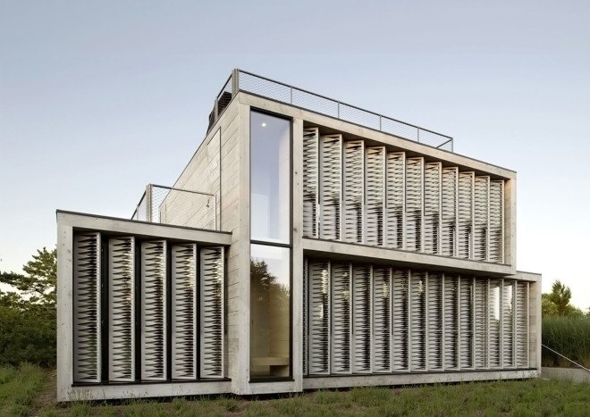 Amagansett Dunes, cottage, Bates Masi Architects, gardening and plants, natural ventilation, passive house, natural cooling, small house, operable windows