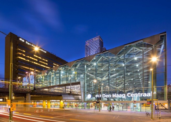 Benthem Crouwel Architects, Den Haag Centraal station, Hague railway roof, diamond shaped roof, glass roof, architecture, amsterdam train station, train station design, architecture, green design, sustainable design,