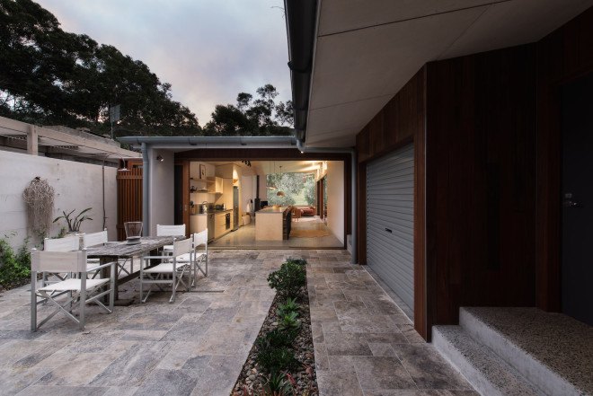 sustainable sourced timber, rainwater harvesting, thermal mass, sustainable timber, high-performance glass, Bourne Blue Architecture, Bluesy Beach, Bluesy Beach architecture, Bluesy Beach House 4 by Bourne Blue Architecture, Bluesy Beach House 4, indoor/outdoor living, eco-friendly bungalow, Australian architecture