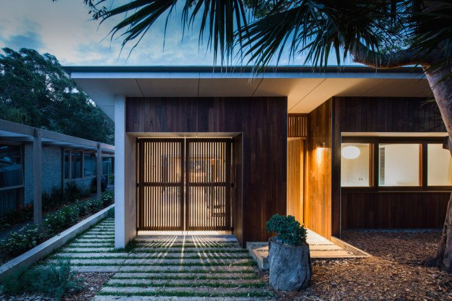 sustainable sourced timber, rainwater harvesting, thermal mass, sustainable timber, high-performance glass, Bourne Blue Architecture, Bluesy Beach, Bluesy Beach architecture, Bluesy Beach House 4 by Bourne Blue Architecture, Bluesy Beach House 4, indoor/outdoor living, eco-friendly bungalow, Australian architecture