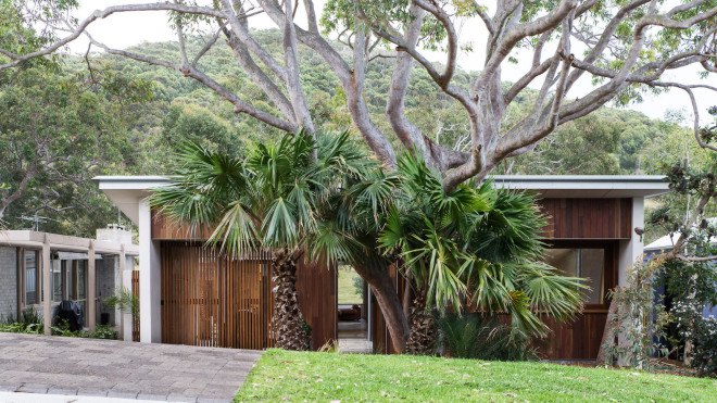 sustainable sourced timber, rainwater harvesting, thermal mass, sustainable timber, high-performance glass, Bourne Blue Architecture, Bluesy Beach, Bluesy Beach architecture, Bluesy Beach House 4 by Bourne Blue Architecture, Bluesy Beach House 4, indoor/outdoor living, eco-friendly bungalow, Australian architecture