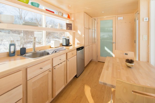 escape homes, vista, vista tiny home, escape vista travel trailer, tiny homes, portable homes, off-grid homes, rooftop solar power, home battery system, rainwater collection, gray water recycling