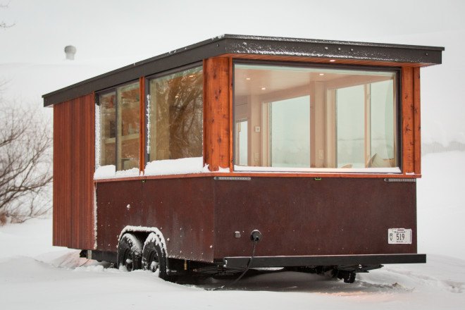 escape homes, vista, vista tiny home, escape vista travel trailer, tiny homes, portable homes, off-grid homes, rooftop solar power, home battery system, rainwater collection, gray water recycling