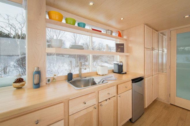 escape homes, vista, vista tiny home, escape vista travel trailer, tiny homes, portable homes, off-grid homes, rooftop solar power, home battery system, rainwater collection, gray water recycling