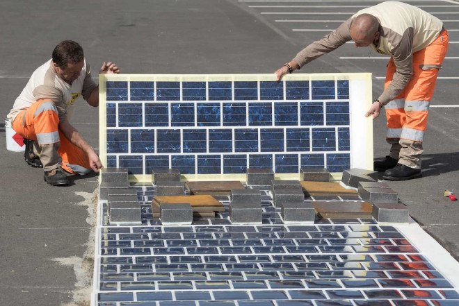 Wattway, Wattway solar panels, solar panels, Colas, Hervé Le Bouc, solar roads, solarized roads, solar roadways, solar panels on roads, solar panel roads, photovoltaic roads, solar panels, solar power, Agency of Environment and Energy Management. Wattway by Colas, France solarized roads, renewable energy,
