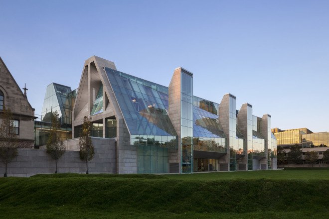 Valerio Dewalt Train Associates, Gordon Parks Arts Hall, green campus, University of Chicago campus, green architecture, performance spaces, art gallery, music hall, theater space, Chicago