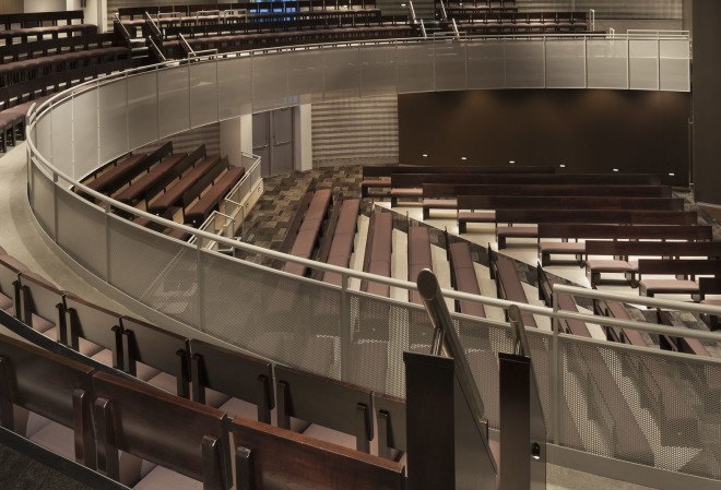 Valerio Dewalt Train Associates, Gordon Parks Arts Hall, green campus, University of Chicago campus, green architecture, performance spaces, art gallery, music hall, theater space, Chicago