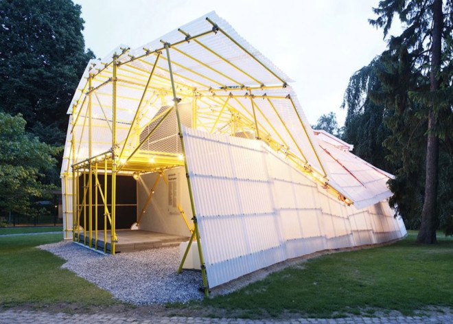 SelgasCano, Jose Selgas, Kibera, polycarbonate plastic, low-cost materials, low-cost school, Kibera Hamlets School, temporary pavilion, Iwan Baan, Helloeverything, Louisiana Museum of Modern Art, Second Home,