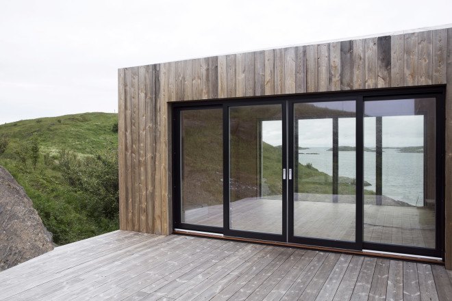 Kebony, sustainable wood, Norway, Arctic Circle artist retreat, Håvard Lund, Fordypningsrommet, TYIN tegnestue, green design Norway, North of Arctic Circle, sustainable design Norway, resilient design Norway, Northernmost artist retreat