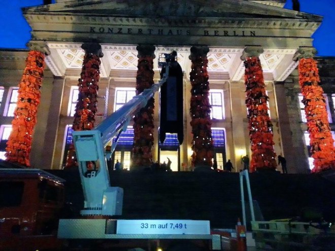 Ai Weiwei, Alan Kurdi, Lesbos, refugee crisis art, refugees, Berlin, refugee crisis, life jackets, life vests, reusing life vests, Lesbos life jackets, protest art