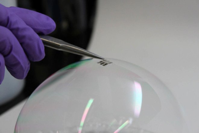 MIT, solar cell, solar film, solar power, parylene, DBP, organic solar cell, ultra-thin solar cell