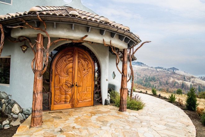 Shining Hand Ranch, Manzanita trees, geothermal heating, geothermal energy, geothermal cooling, solar heating, nature-inspired architecture,
