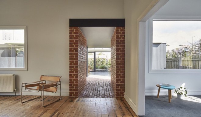 MO-DO architects, Tunnel House, Australia, renovated cottage, green renovation, courtyard, pavilion, courtyard house, butterfly roof, salvaged brick, salvaged building materials, light-filled, green architecture