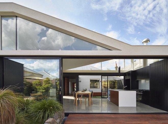MO-DO architects, Tunnel House, Australia, renovated cottage, green renovation, courtyard, pavilion, courtyard house, butterfly roof, salvaged brick, salvaged building materials, light-filled, green architecture