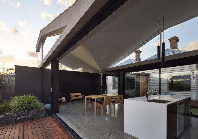 MO-DO architects, Tunnel House, Australia, renovated cottage, green renovation, courtyard, pavilion, courtyard house, butterfly roof, salvaged brick, salvaged building materials, light-filled, green architecture