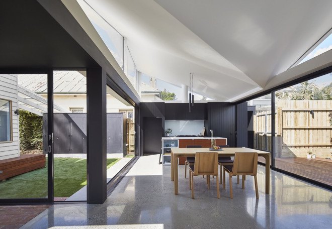 MO-DO architects, Tunnel House, Australia, renovated cottage, green renovation, courtyard, pavilion, courtyard house, butterfly roof, salvaged brick, salvaged building materials, light-filled, green architecture