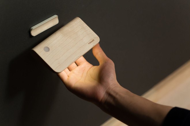 Ellum, Ellum light, Ellum solar light, solar light, solar lighting, Feltmark, Feltmark light, Feltmark solar light, solar charging light, off-grid light, solar lamp, reader submission, green lighting
