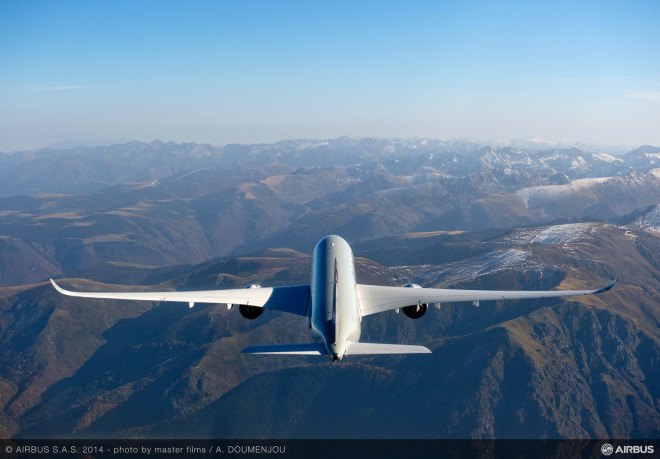 Airbus, Airbus A350 XWB, A350 XWB, travel, airline, airplane, flight, plane flight, LED lights, LED lighting, LED technology, LED, circadian rhythms, jet lag, Qatar Airways