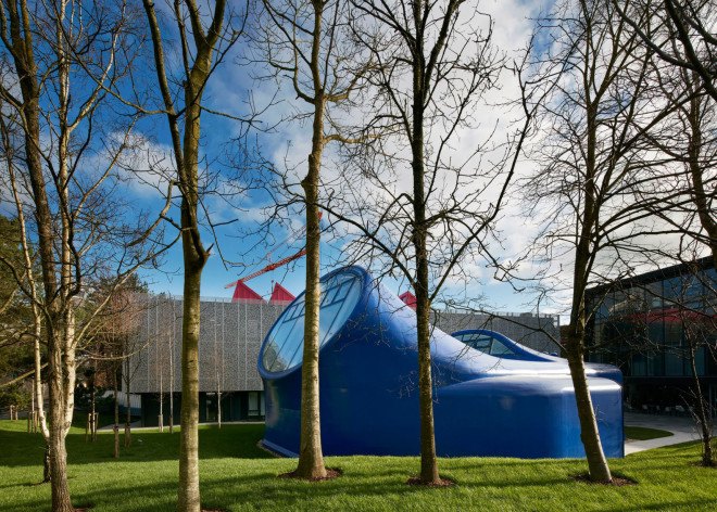 Arts University Bournemouth, Peter Cook, drawing studio, CRAB Studio, UK, university campus, prefab building, steel cladding, steel panels, skylights, natural light