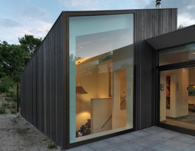 Schiermonnikoog architecture, Schiermonnikoog holiday home, Dutch holiday home, Dockboot by De Zwarte Hond, eco-friendly holiday home, green roofed holiday home