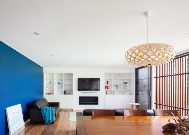 Bijl Architecture, Sydney modern homes, modern architecture, wood slat screen, wood screen, slatted wood facade, wood facade, light control, green remodel, home remodeling, mid-century remodel, Escu House